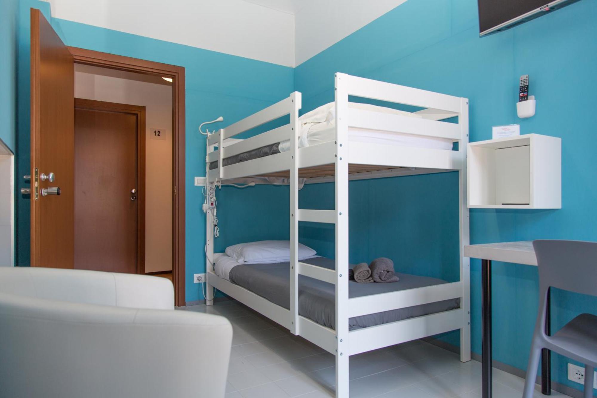Guest House Turin Metro Young Exterior foto